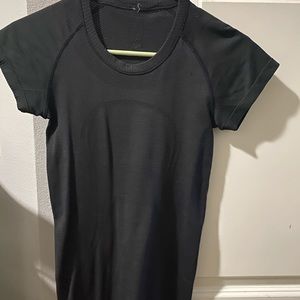 Lululemon Swiftly Tech short sleeve